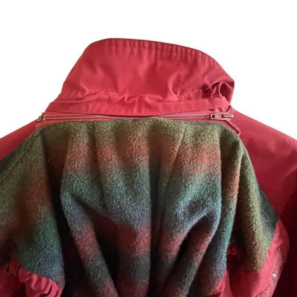 Lands End ~ Women’s Red Outerwear Jacket ~ Plaid Wool Lining ~ size L - Picture 4 of 13